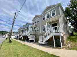 featured image of 863 W North St