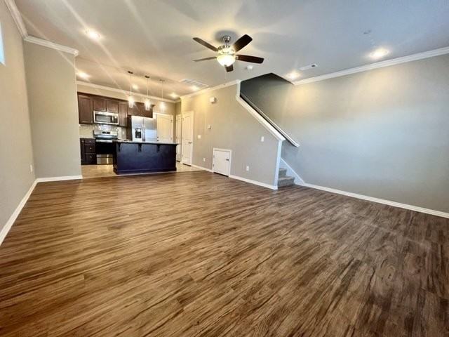 863 W North St - Photo 3 of 12