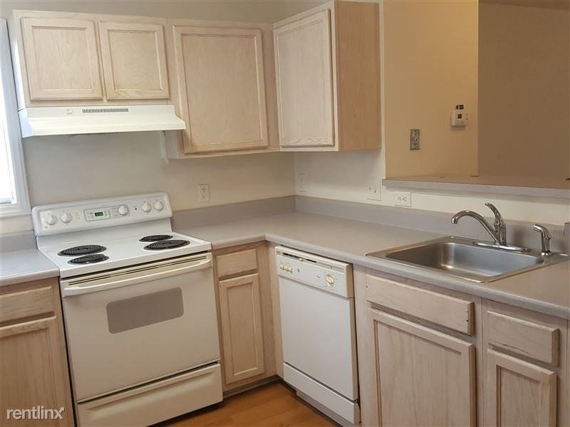 2002 Technology Woods Dr - Photo 4 of 13