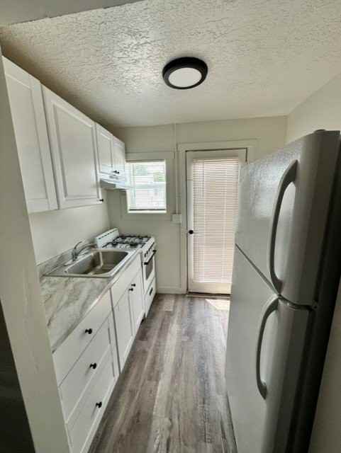 500 S Main St #1H - Photo 4 of 5