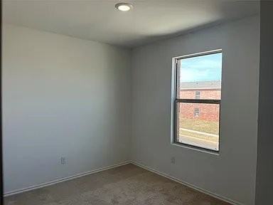 2227 Wolford Way - Photo 4 of 7