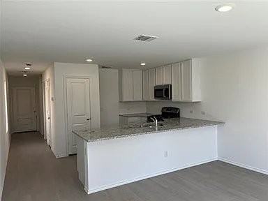 2008 Wolford Way - Photo 2 of 8