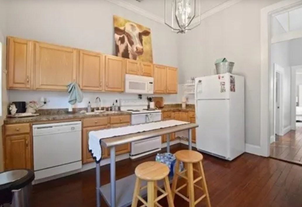 822 Josephine St #822 - Photo 4 of 10