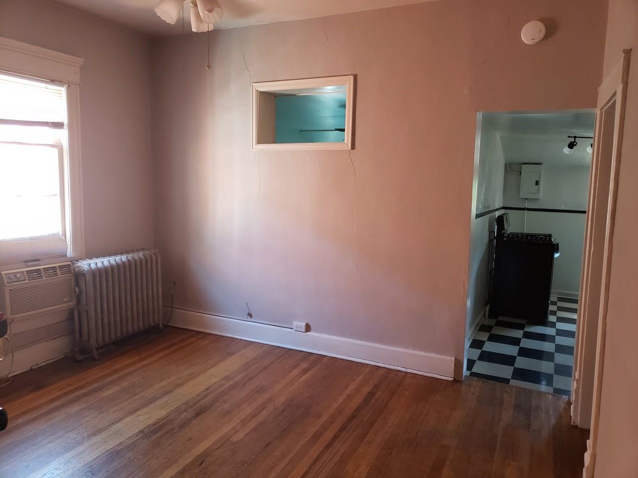 2112 N Grand Ave #3 - Photo 3 of 3