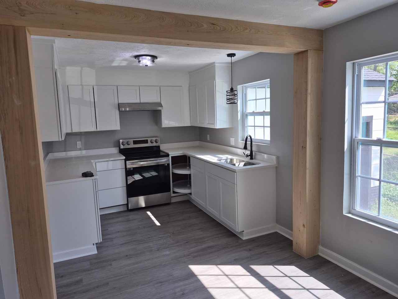 4858 Sheridan Dr - Photo 3 of 11