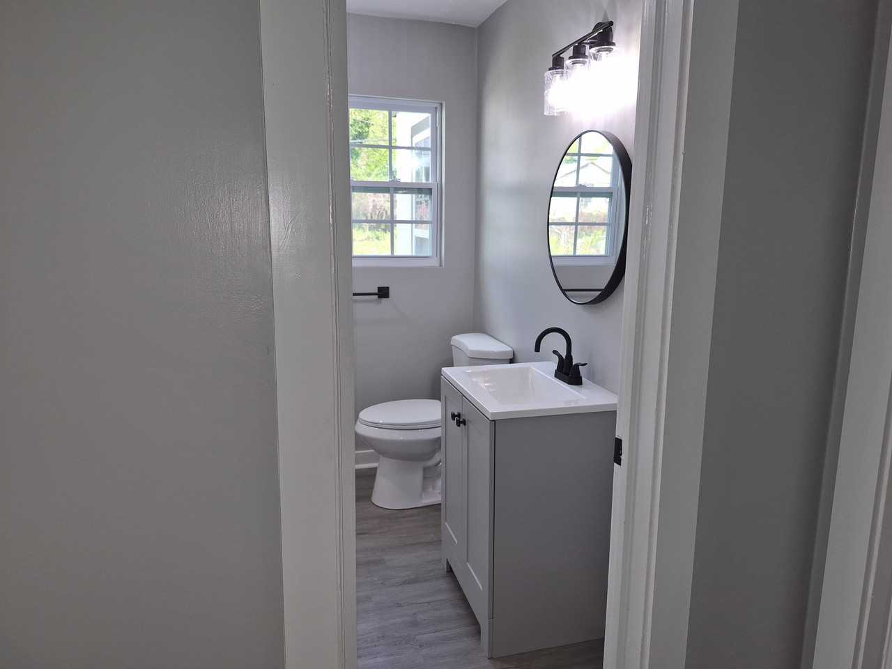 4858 Sheridan Dr - Photo 7 of 11