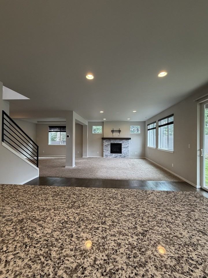 25517 158th Ave Se - Photo 4 of 20