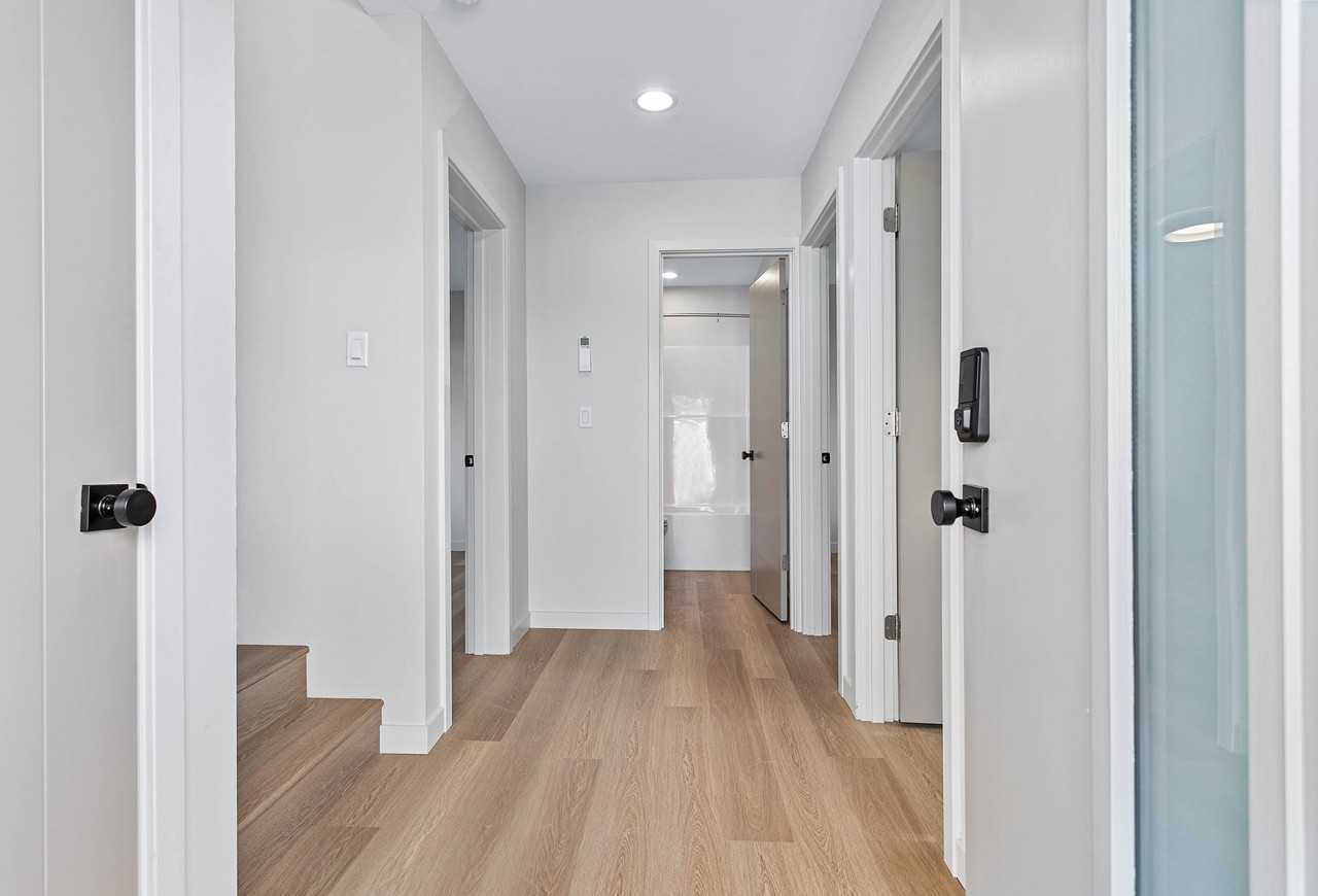 2517 Vallette St #102 - Photo 2 of 20