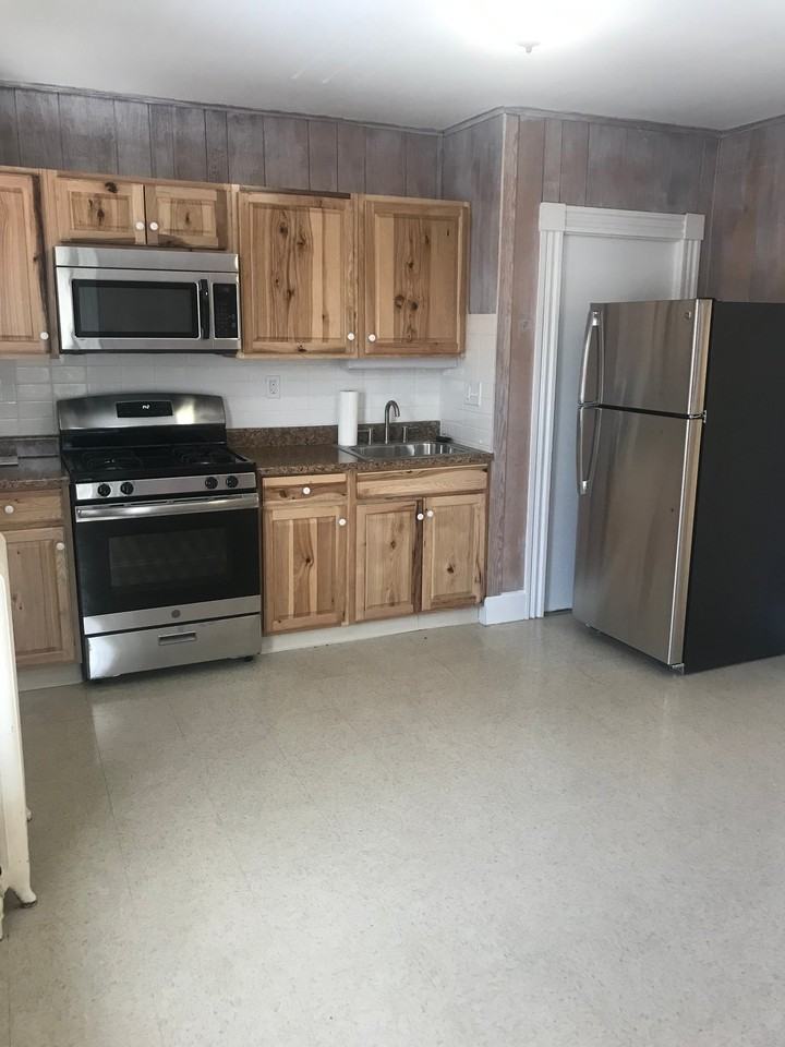 25R Saunders St #25R - Photo 3 of 16