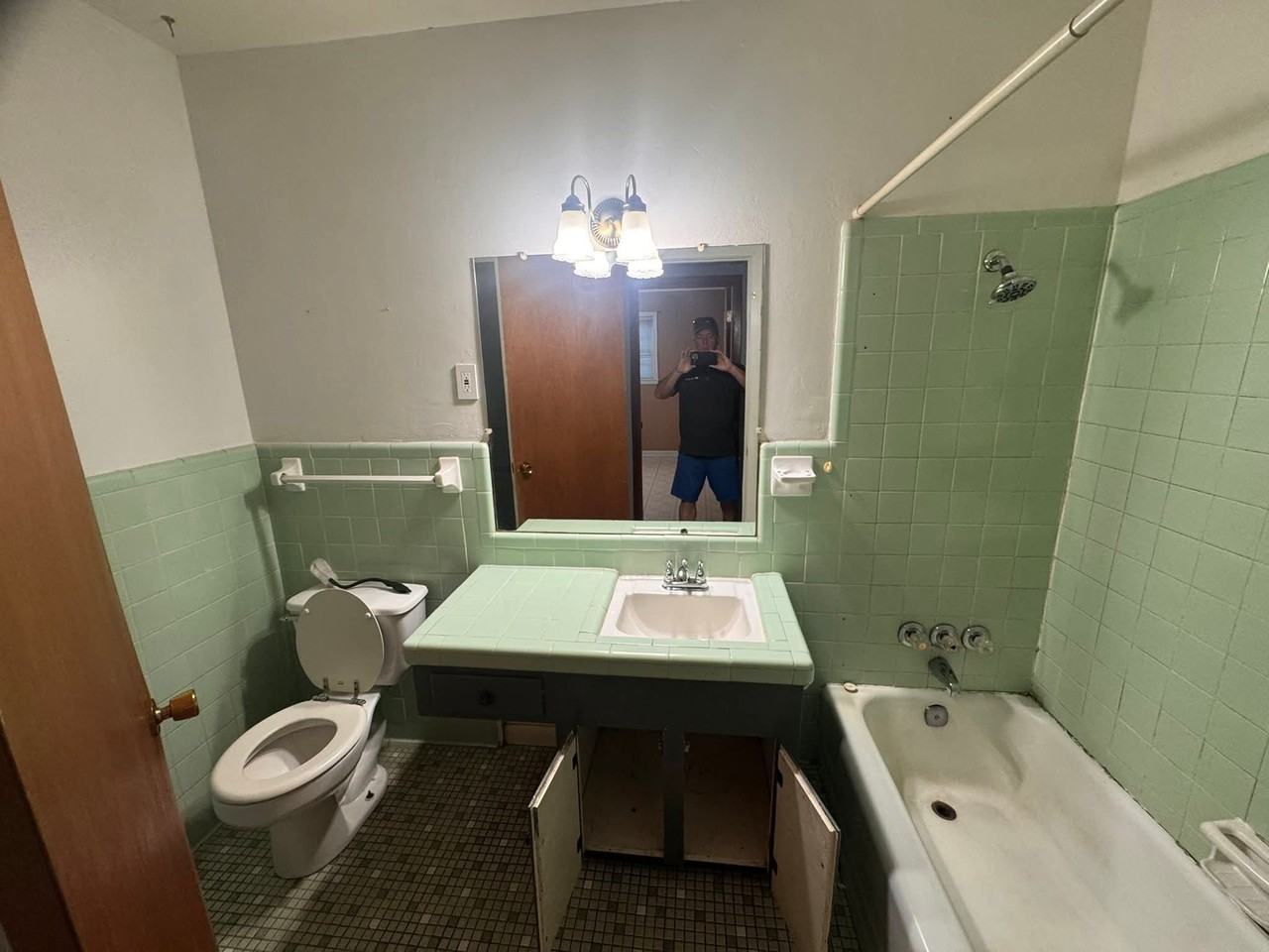 196 Burney Dr - Photo 6 of 8