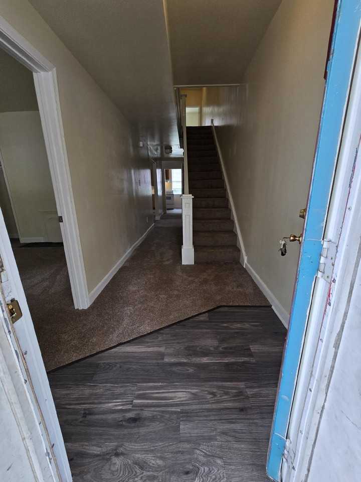 212 E Wythe St #1 - Photo 5 of 20