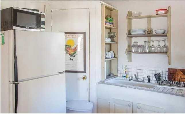 2 Summer St #B - Photo 5 of 13