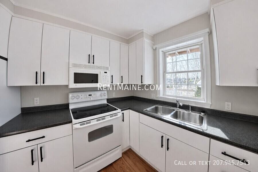 33 Burleigh Rd #33 - Photo 3 of 30