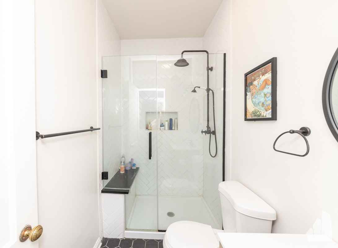 842 W Waveland Ave #2 - Photo 7 of 25