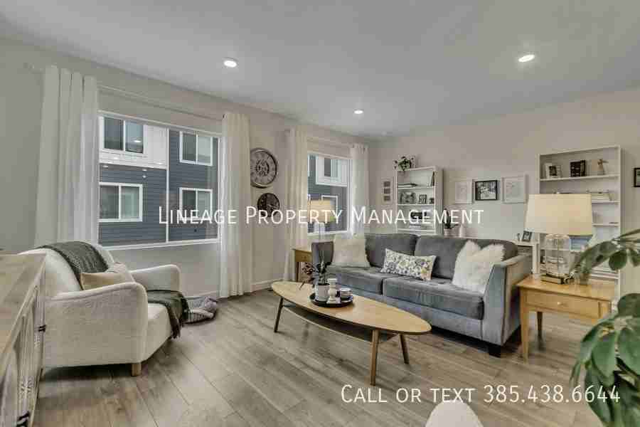 3940 N Cougar Ln - Photo 6 of 24