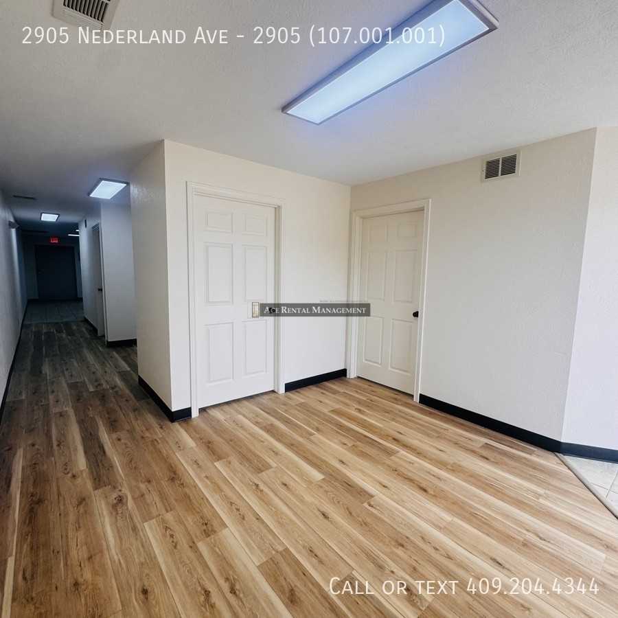 2905 Nederland Ave - Photo 3 of 13