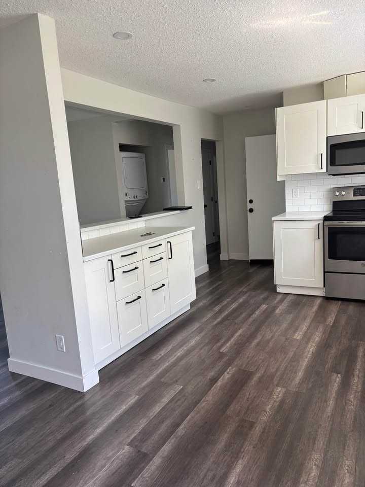 9315 129b Ave Nw #1 - Photo 4 of 11