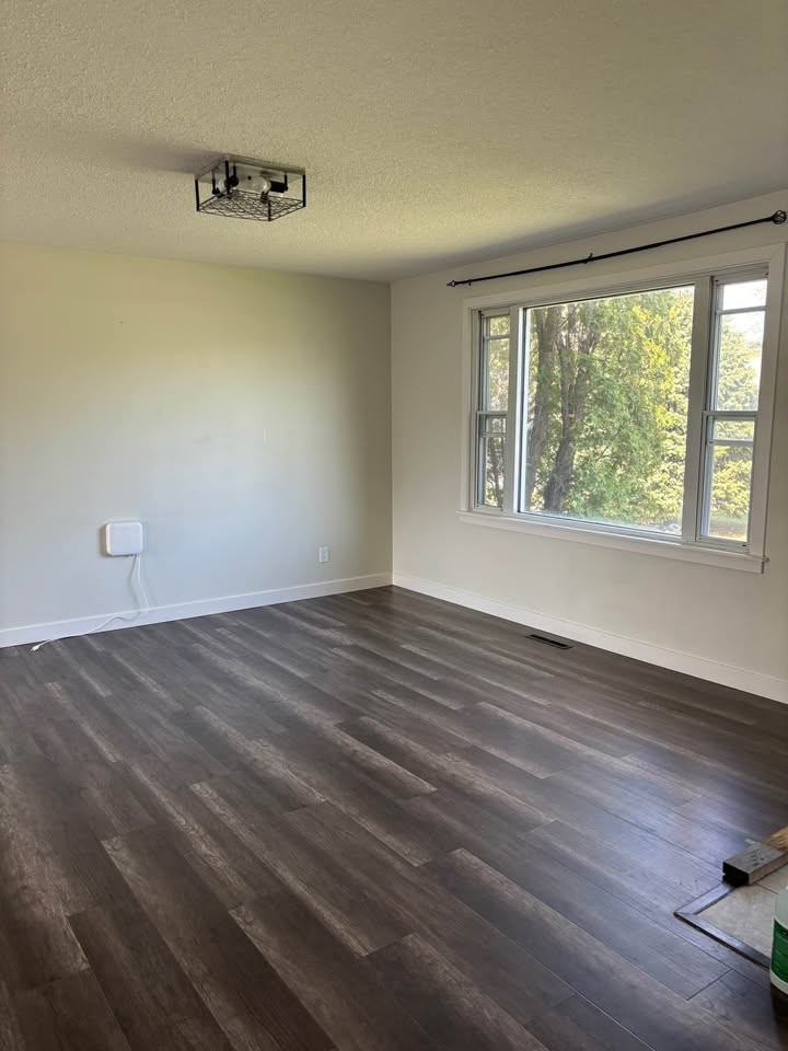 9315 129b Ave Nw #1 - Photo 7 of 11