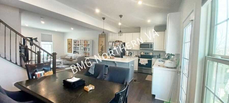 4504 Joseph Bristow Ln - Photo 2 of 23