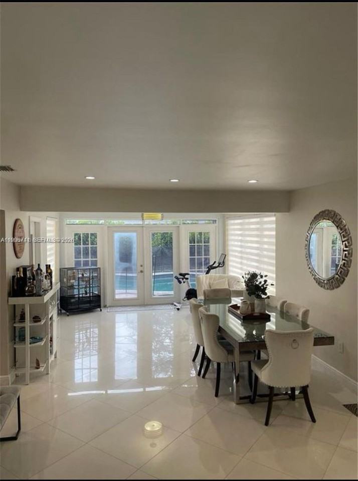 7651 Northwest 14th Street #7651 - Photo 5 of 10