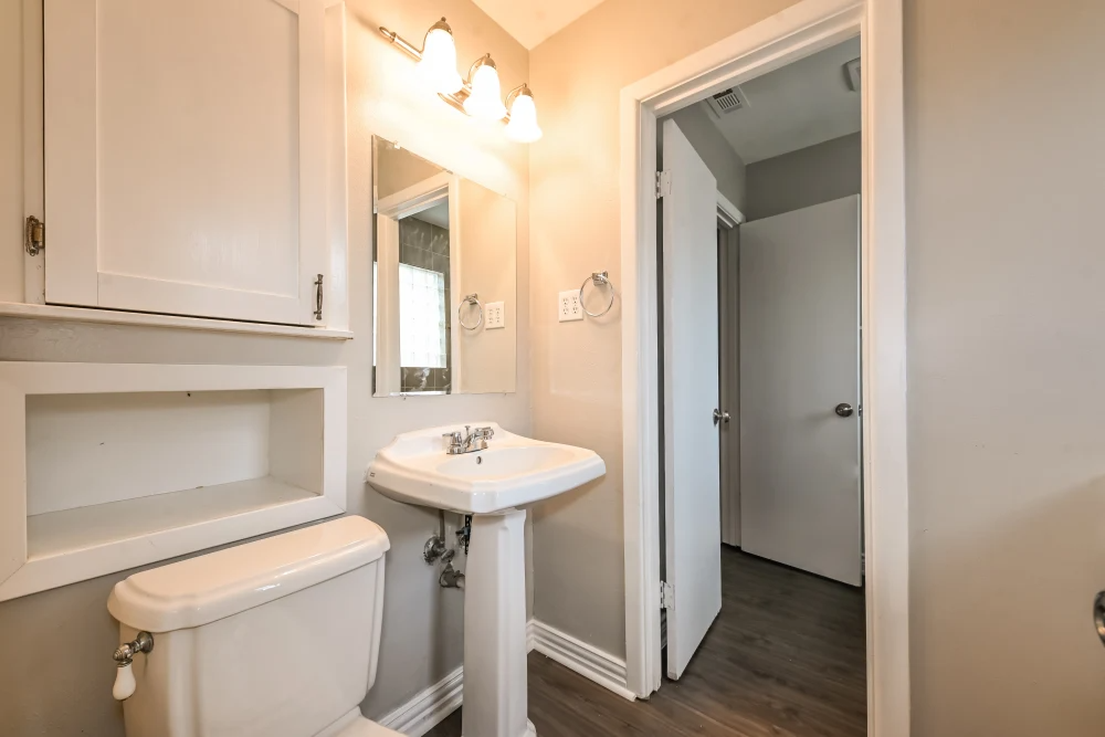 1221 Mcdonald Dr #NA - Photo 4 of 11