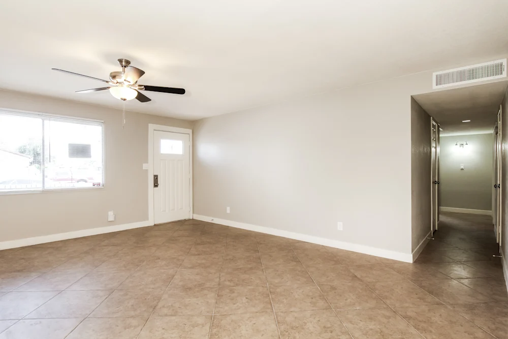 4511 N 81st Dr #NA - Photo 4 of 8