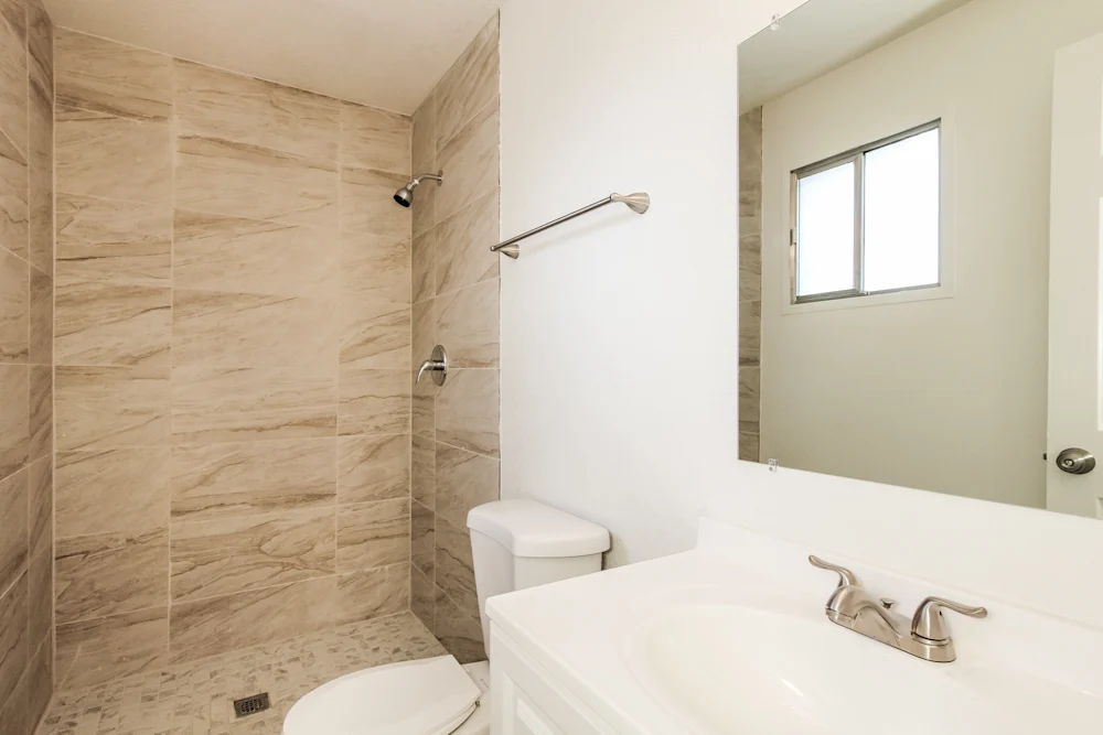 4511 N 81st Dr #NA - Photo 5 of 8