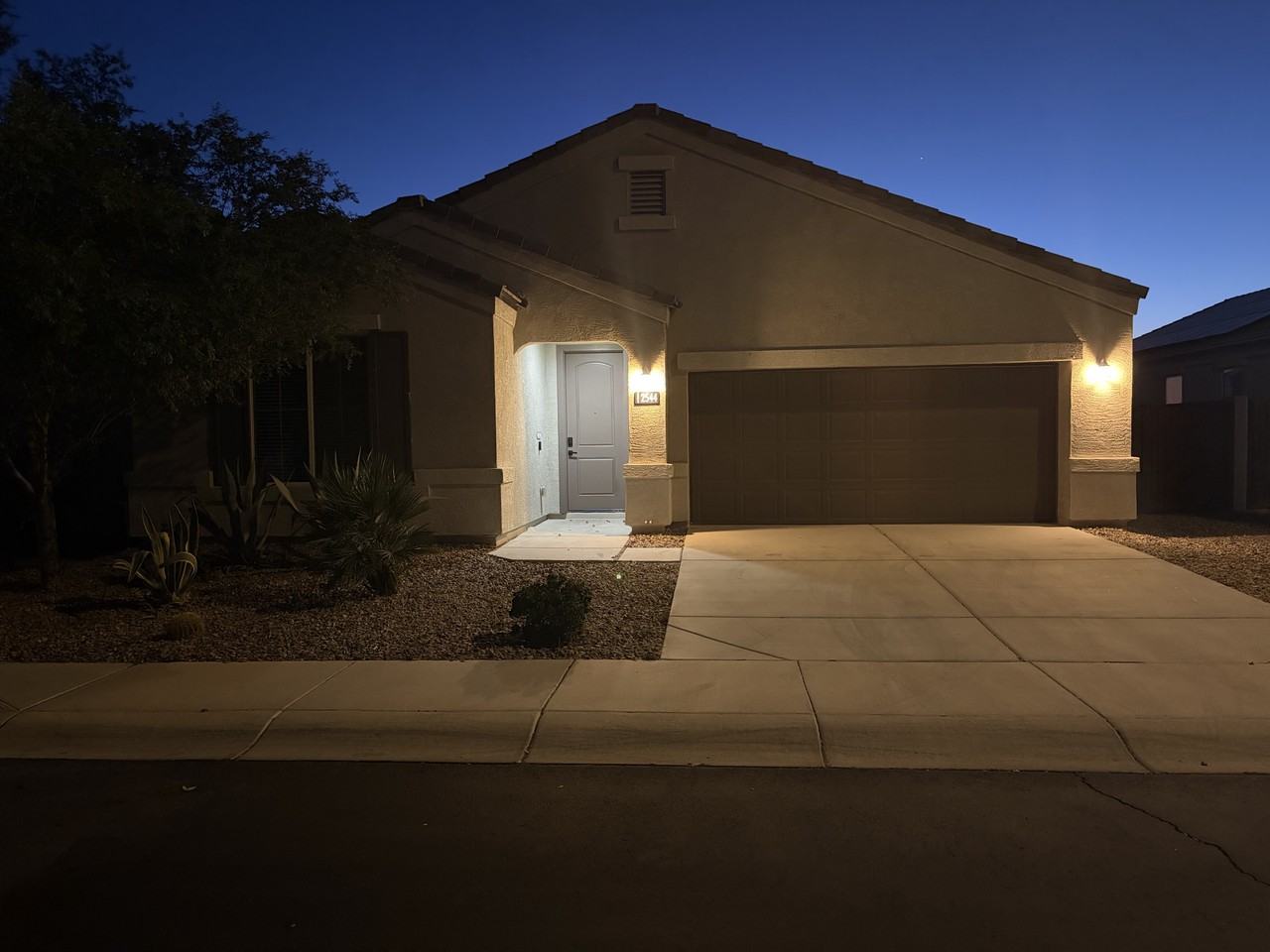 2544 N Comiskey Dr #NA - Photo 2 of 50