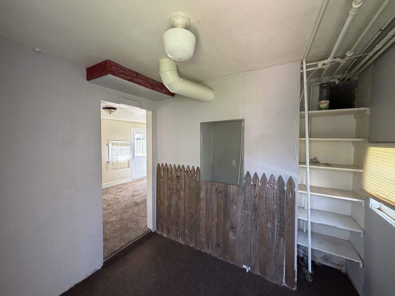 2434 1/2 Mcmillan Ct #NA - Photo 6 of 7