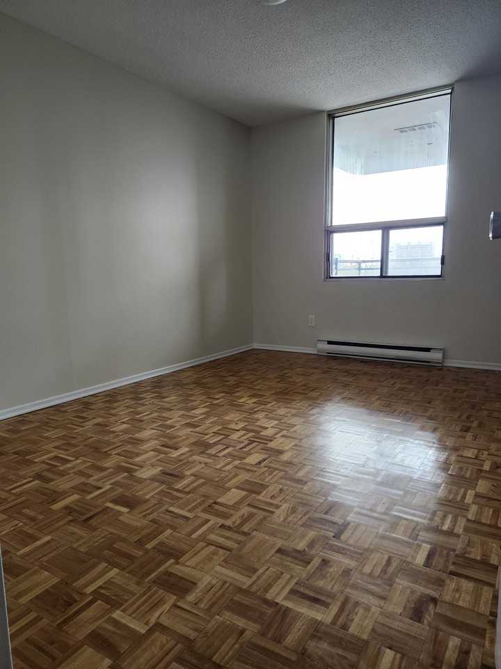 1144 Rockingham Avenue #403 - Photo 5 of 10