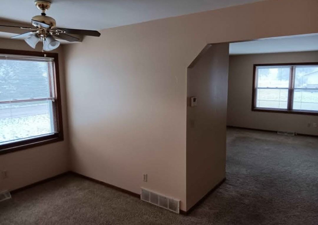 3933 N 30th St #W - Photo 7 of 9