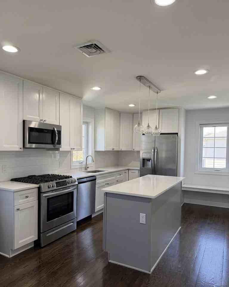61 Chestnut Street - Photo 5 of 25