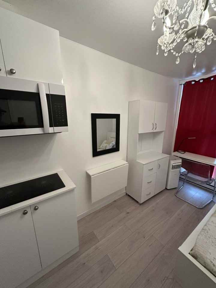 1711 Rue Saint-Denis