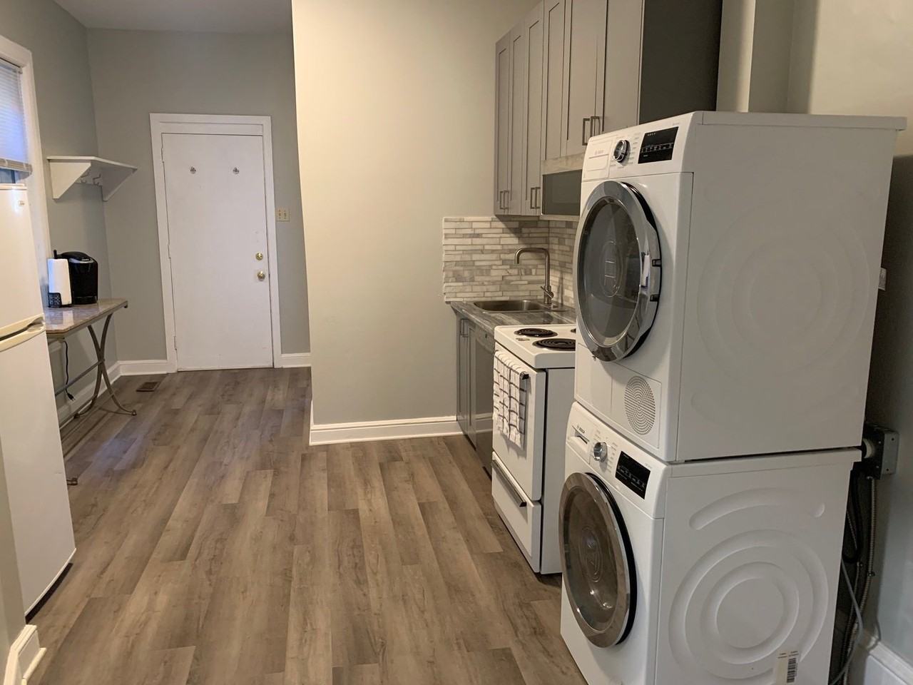 303 Somerset St E - Photo 7 of 9