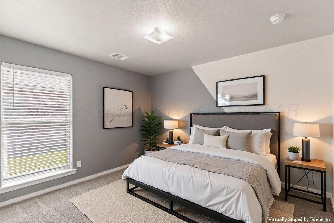 210 Mikeska St - Photo 6 of 45