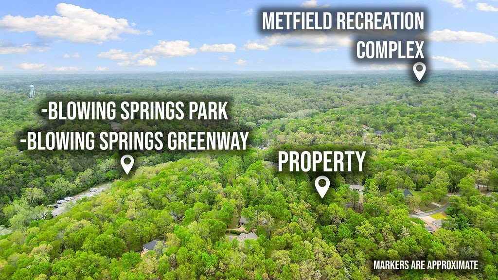 11 Blakeney Ln - Photo 3 of 24