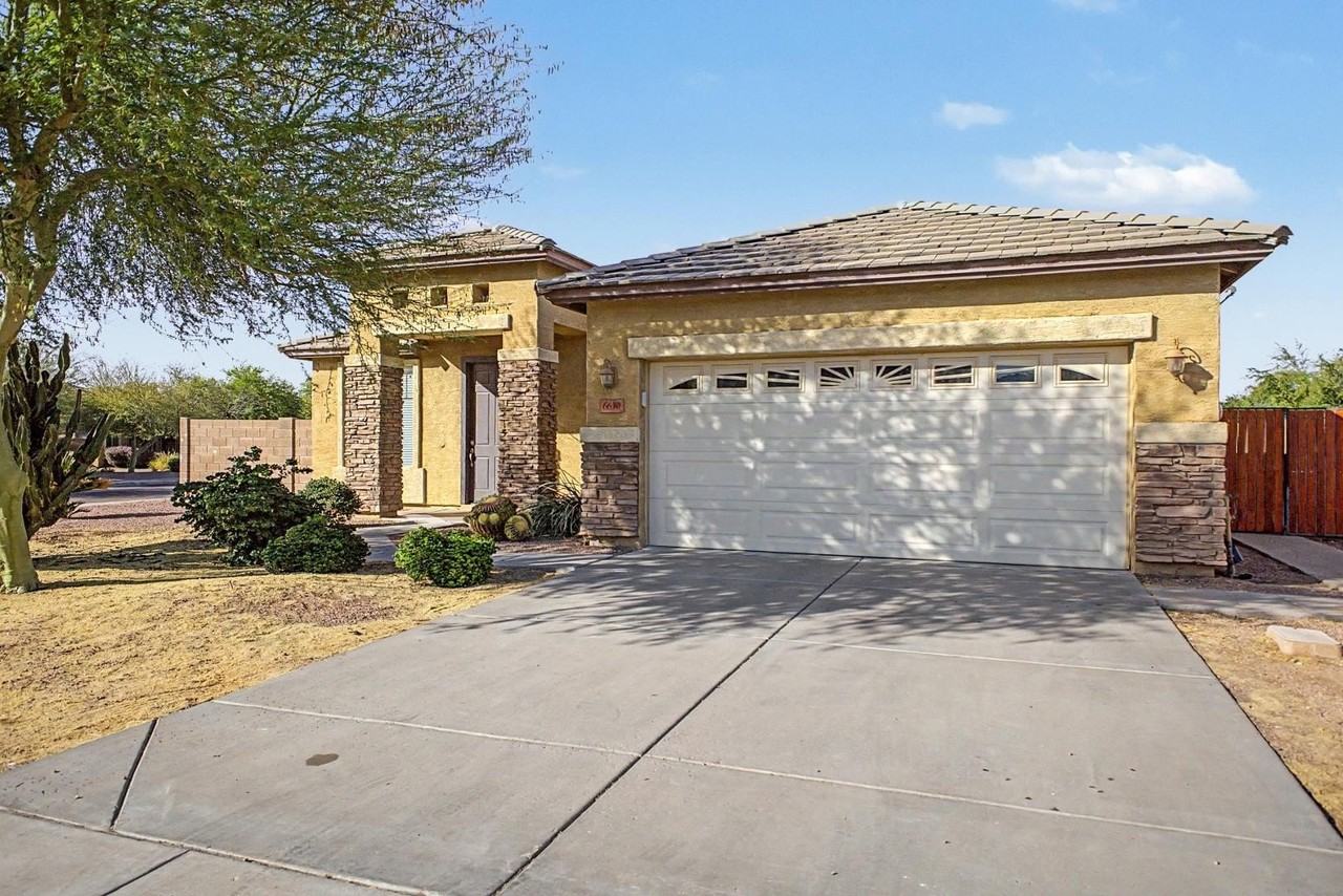 6630 W Harwell Rd - Photo 3 of 33