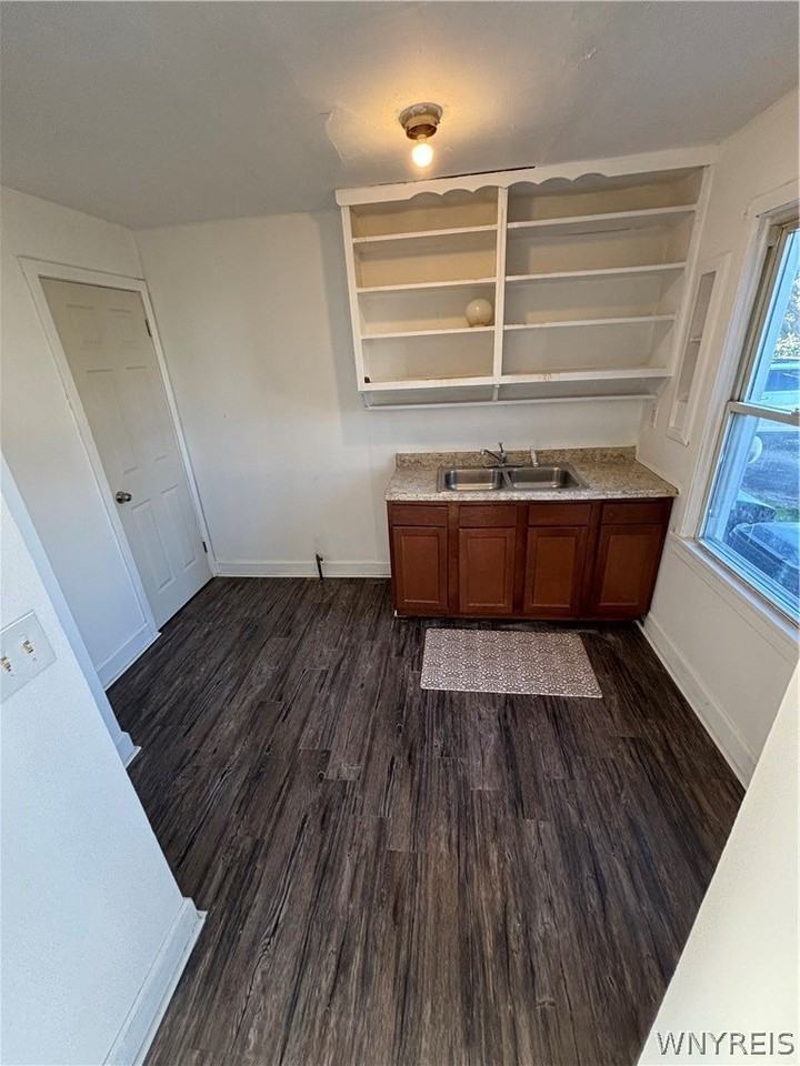 396 Sudbury Rd #396 - Photo 3 of 11