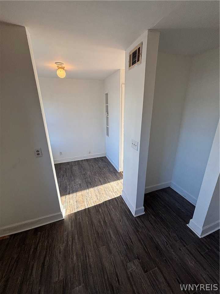 396 Sudbury Rd #396 - Photo 4 of 11