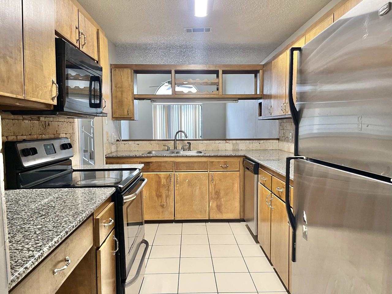 9645 Siegen Ln #1 - Photo 4 of 14