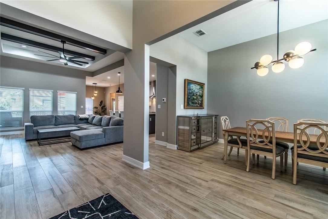 15122 Aquarius St - Photo 2 of 38