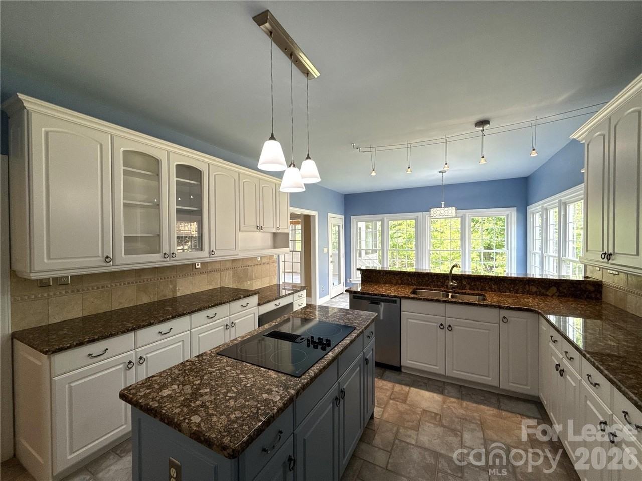 15816 Feeny Ct - Photo 7 of 34