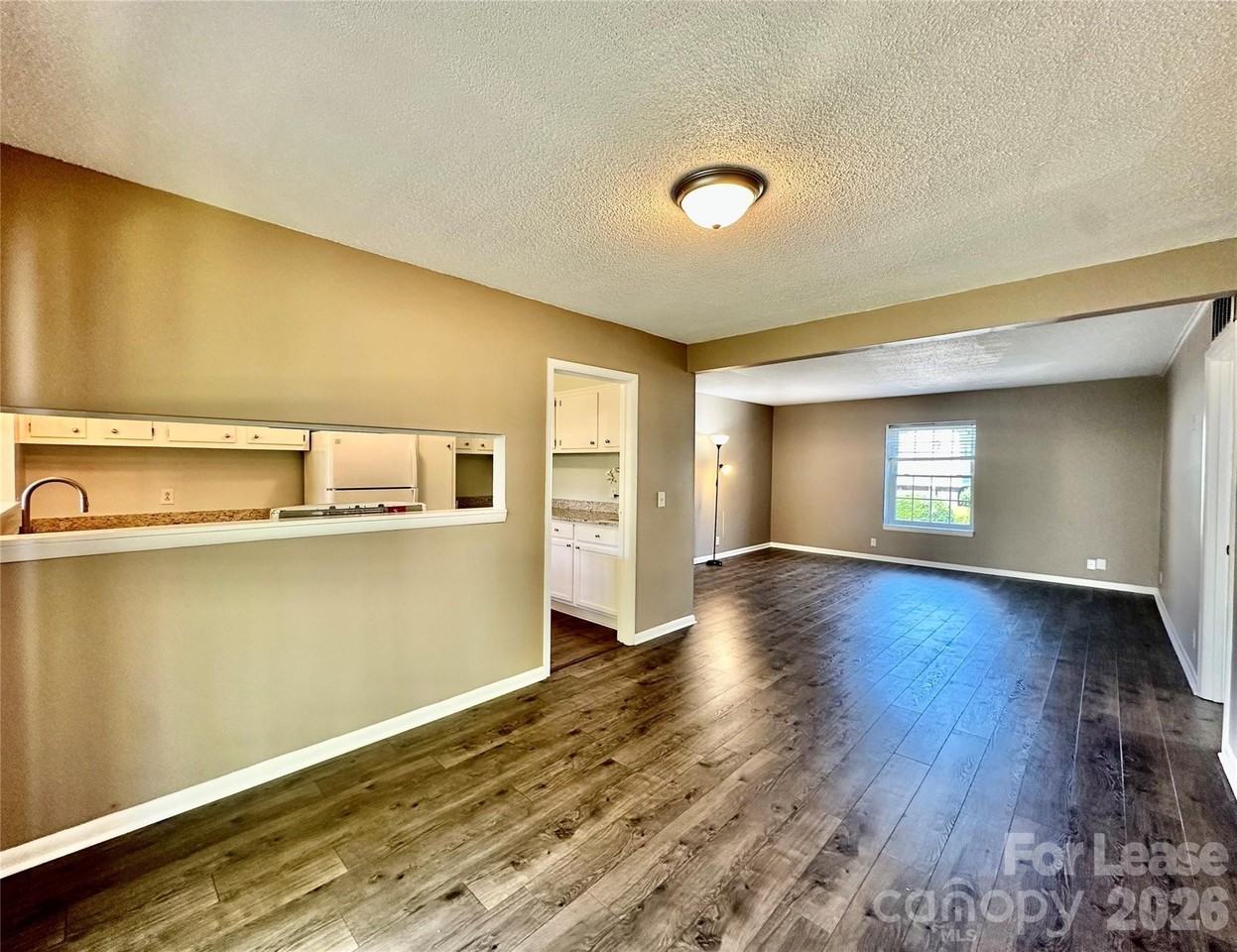 2638 Park Rd - Photo 7 of 23