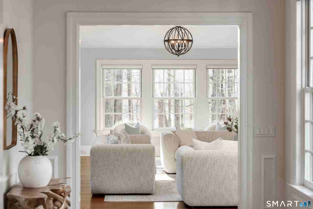 1421R Oenoke Rdg - Photo 7 of 40