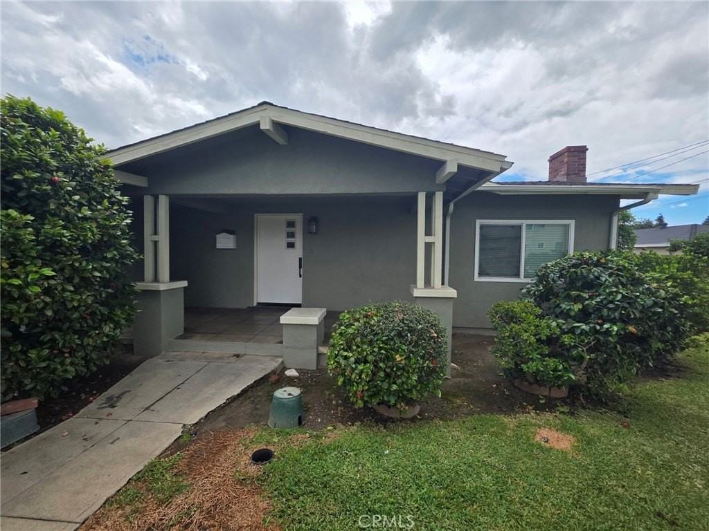 9556 Live Oak Ave - Photo 4 of 37