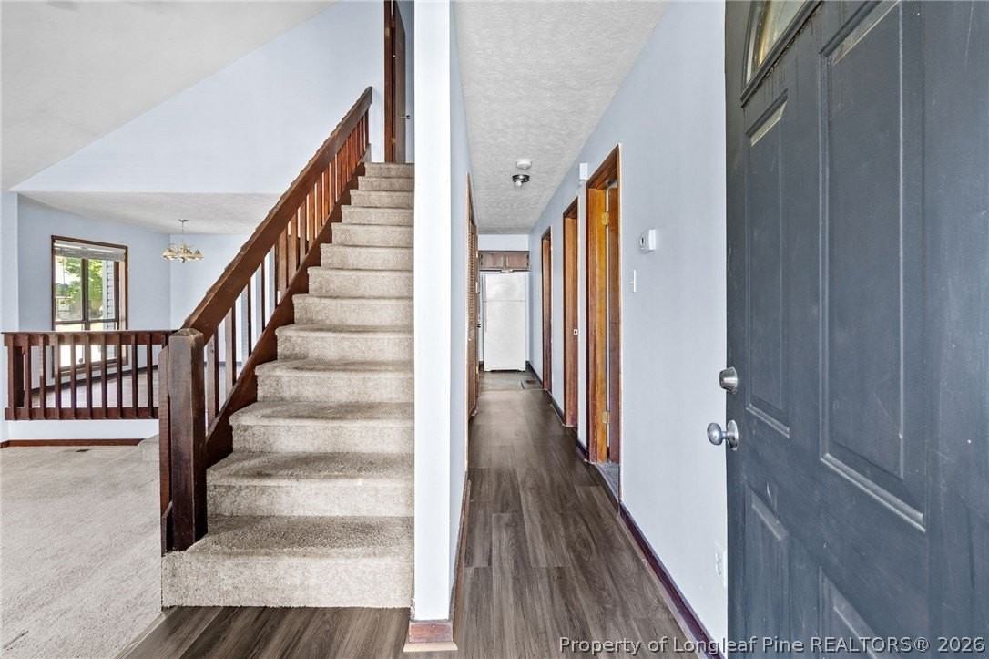 6479 Pittsfield Dr - Photo 2 of 11