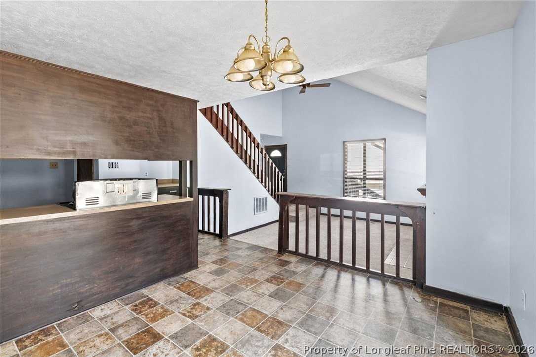 6479 Pittsfield Dr - Photo 4 of 11