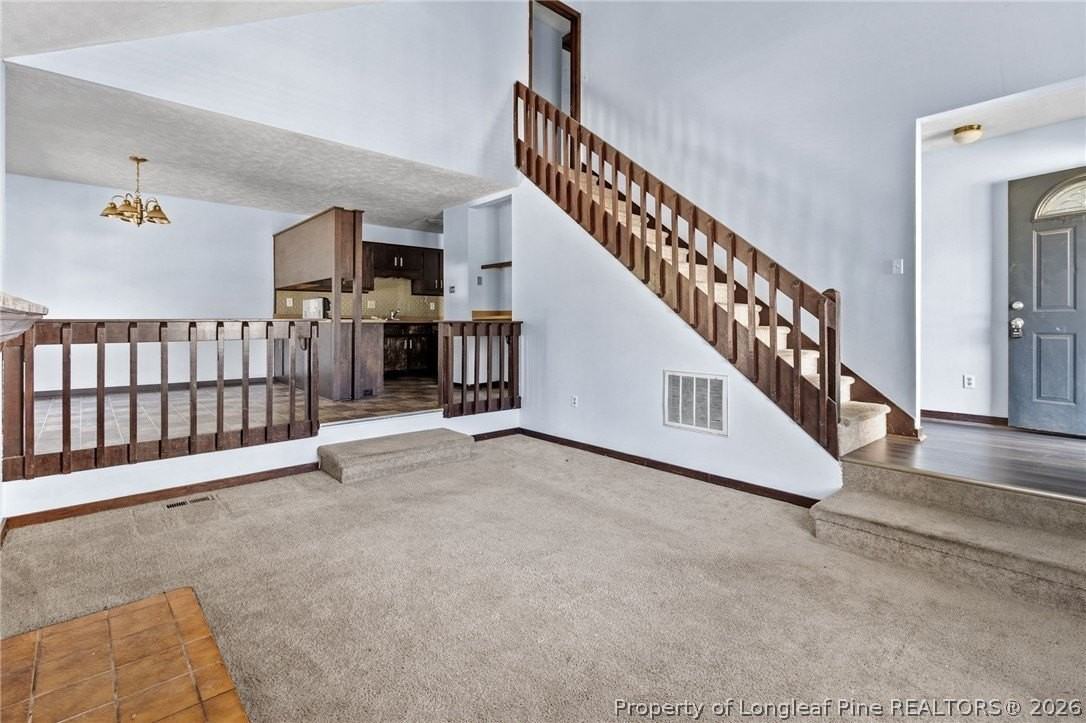 6479 Pittsfield Dr - Photo 5 of 11