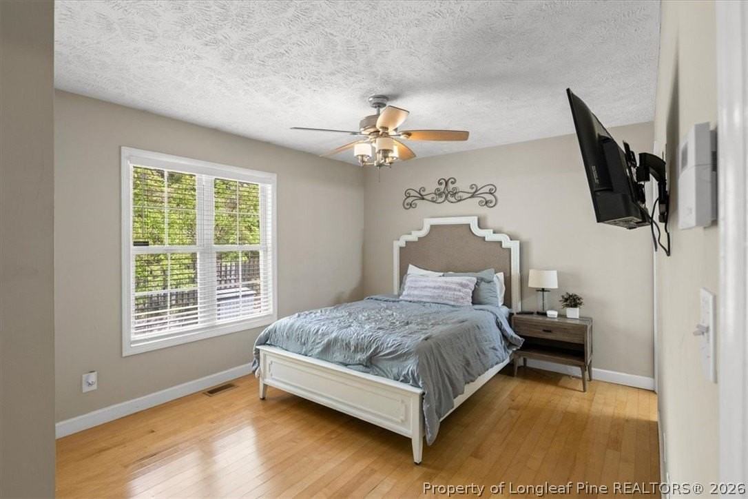 421 Cityview Ln - Photo 4 of 36