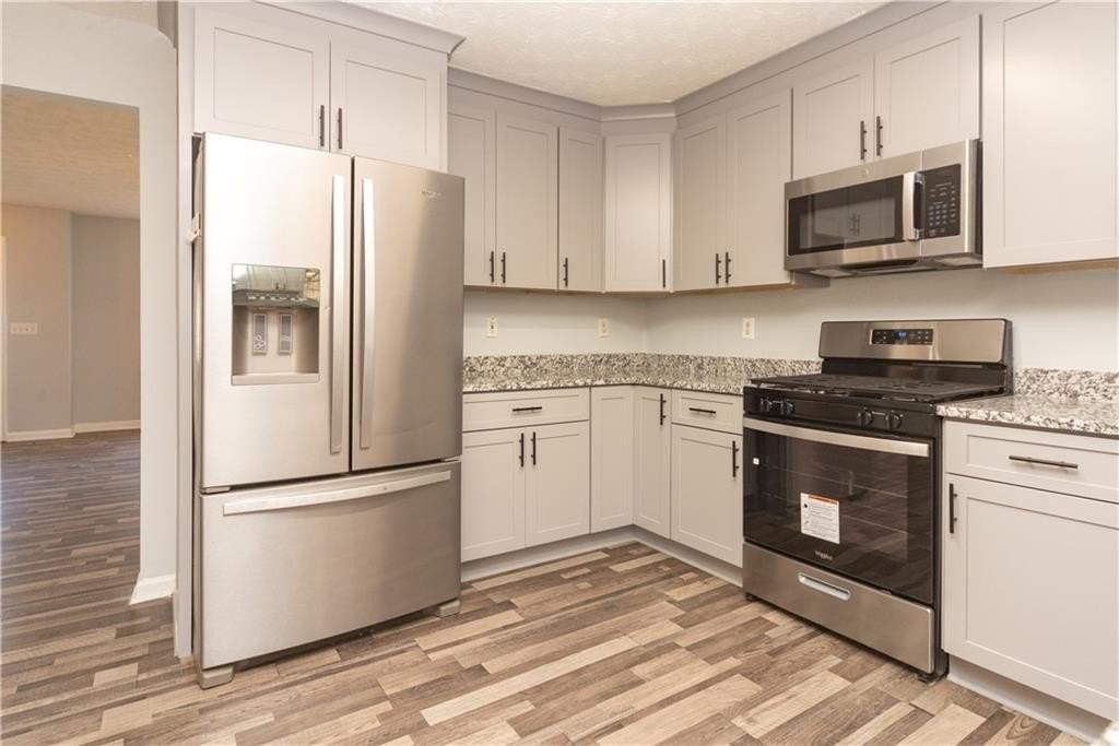 811 Sugar Oak Ln - Photo 6 of 19